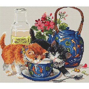 MER K-66 Cross stitch kit - Kittens and milk
