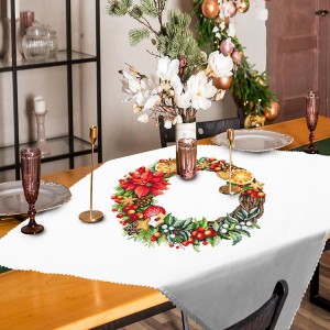 GU 10511 Cross stitch pattern on paper - Tablecloth with a Christmas wreath