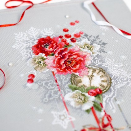MN 200-240 Cross stitch kit - Crystal time