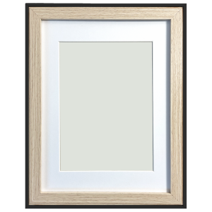 3006764C Wooden frame with black border 21x27 cm