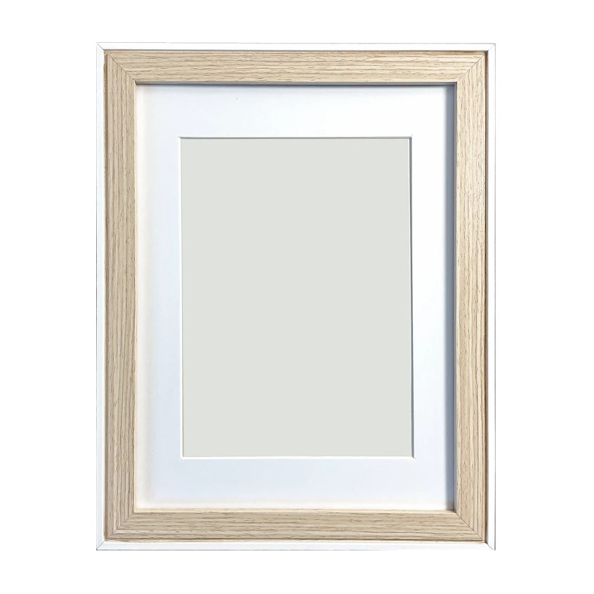 Dřevěný rámeček s bílým okrajem 21x27 cm