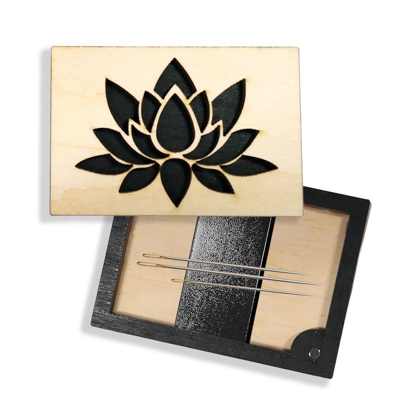 Needle case with magnet - Water lily